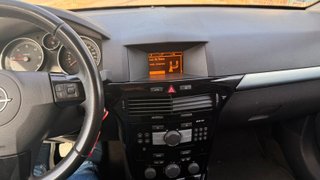 Opel Astra 2010