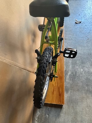 Bicicleta Scott 16 Fluor