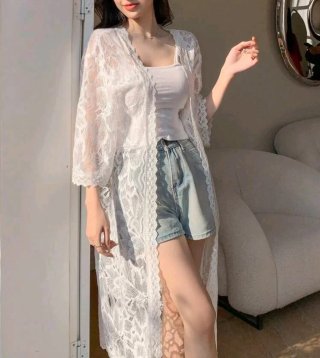 Blusa transparente encaje blanca