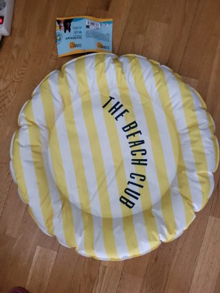 Cama Verano Gatos The Beach Club