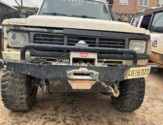 48270 26125 g9801 piloto del izq nissan patrol 2.8