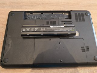 HP Pavilion G6 i3 3GB 500GB - NO Wifi interna