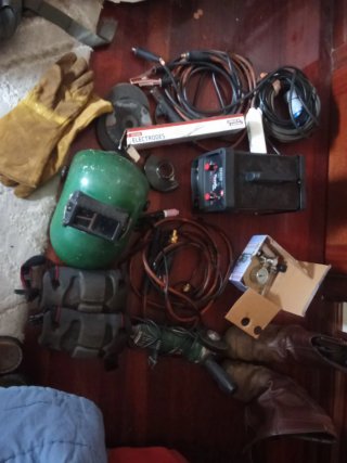 Máquina Soldar TIG, SMAW, GMAW + Accesorios