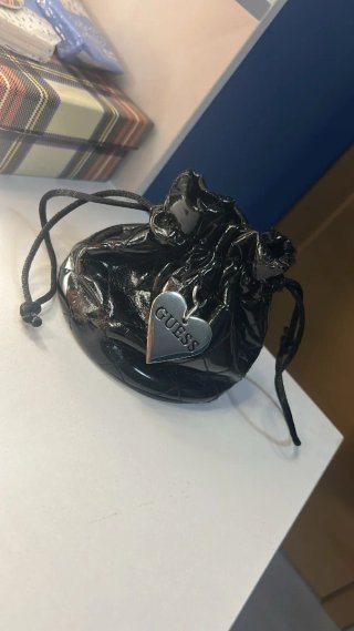 Reloj Guess Dorado