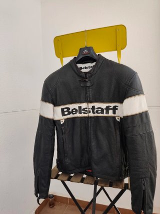 Chaqueta de cuero Belstaff Moto Negra y Blanca