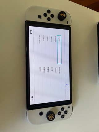 Nintendo Switch OLED Blanca y Dorada