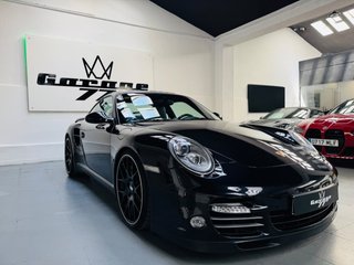 PORSCHE 911 Turbo S Coupe