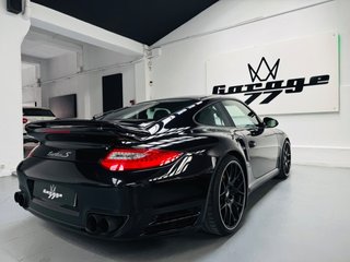 PORSCHE 911 Turbo S Coupe