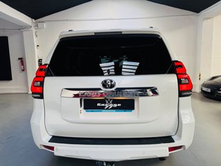 TOYOTA Land Cruiser 2.8 D4D VXL AUTO
