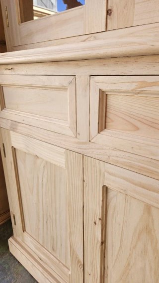 Mueble Vitrina Madera y Cristal