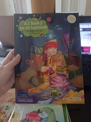 11 Cuentos infantiles algunos bilingues