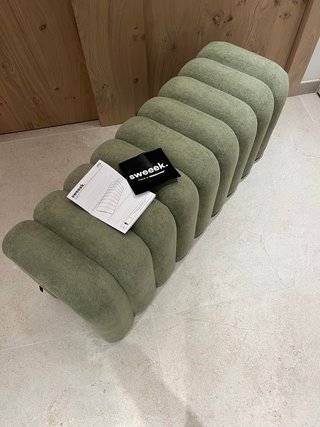 Banco ITO pie de cama tela verde