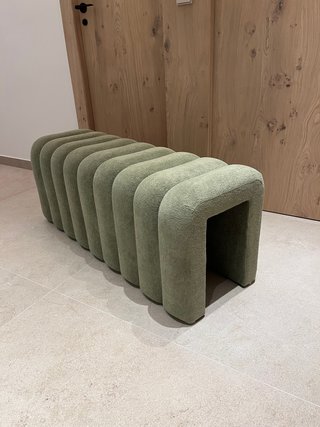 Banco ITO pie de cama tela verde