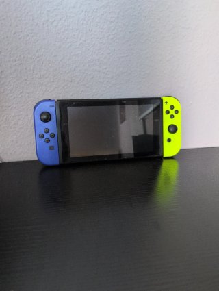 Nintendo Switch completa 2017 + Mando Pro opcional