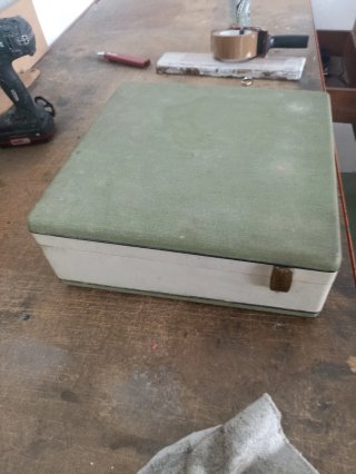 Tocadiscos Maleta Antiguo Beige/Verde