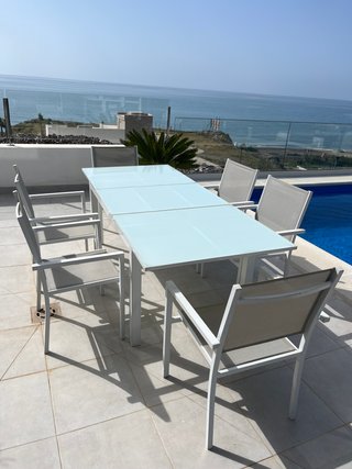 Mesa extensible jardín cristal y metal