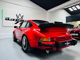 PORSCHE 911 911 3.2 CARRERA COUPE