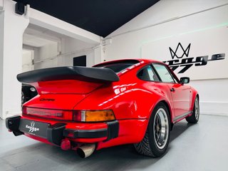 PORSCHE 911 911 3.2 CARRERA COUPE