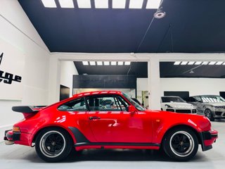 PORSCHE 911 911 3.2 CARRERA COUPE