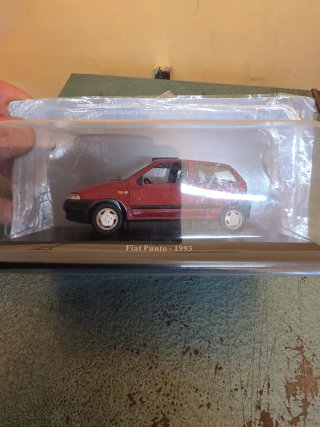 Modellino Fiat Punto 1993