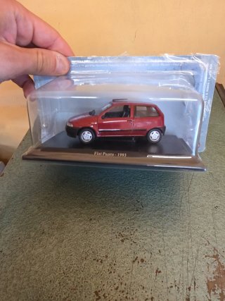 Modellino Fiat Punto 1993