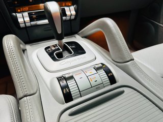 PORSCHE Cayenne S