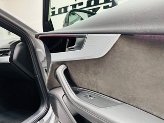 AUDI A4 RS4 Avant TFSI 331kW quattro tiptronic