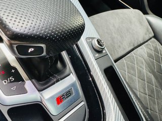 AUDI A4 RS4 Avant TFSI 331kW quattro tiptronic