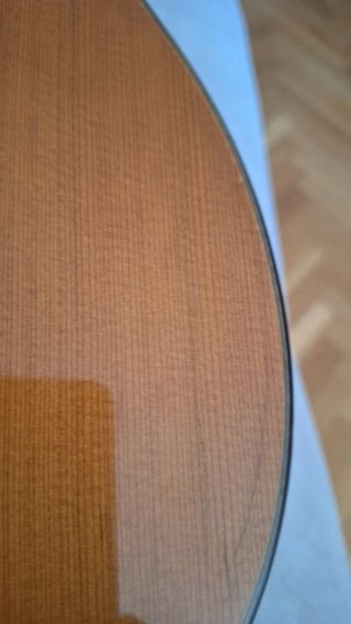 Guitarra Admira Artista maciza + Funda