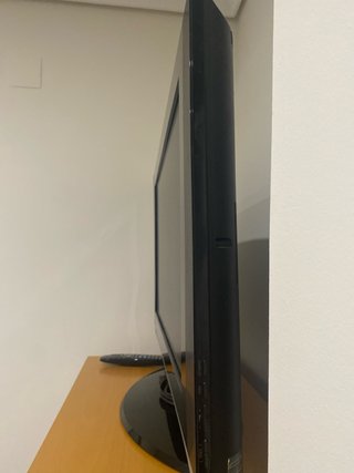 Televisión Samsung Negra y Plata