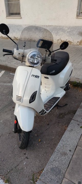 Ciclomotor modelo MITT 50 Retro