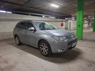 Mitsubishi Outlander 2014