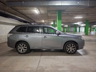 Mitsubishi Outlander 2014