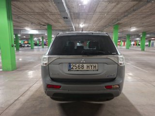 Mitsubishi Outlander 2014