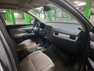 Mitsubishi Outlander 2014
