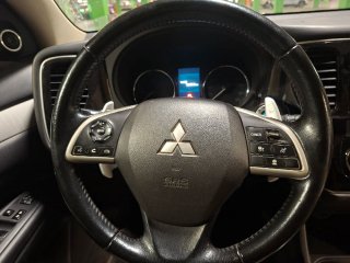 Mitsubishi Outlander 2014