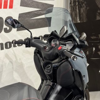 YAMAHA XMAX 125 Tech MAX