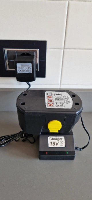 Trapano avvitatore a batteria