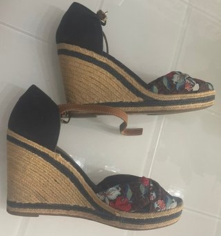 Sandalias cuña Tommy Hilfiger florales
