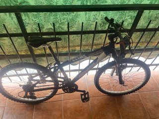 Bicicleta de montaña CONOR usada acepto ofertas