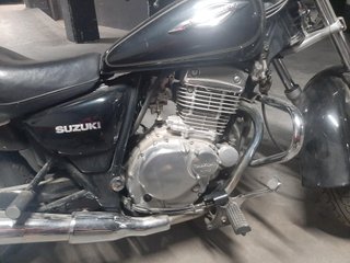 Suzuki Marauder 250 - Año 2004
