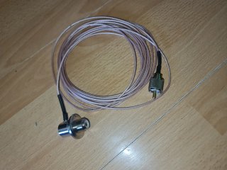 Cable de antena con conectores