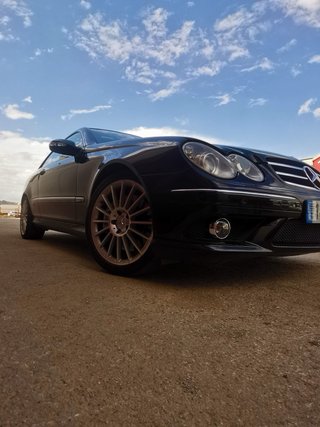 Mercedes-Benz  CLK 2005