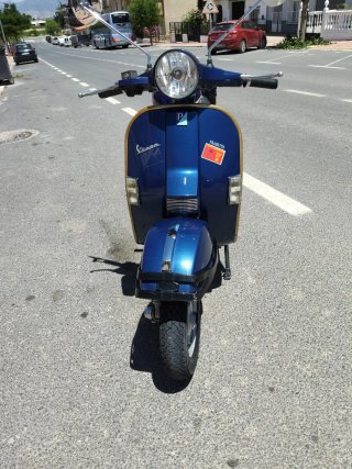 Vespa 150 PX Azul