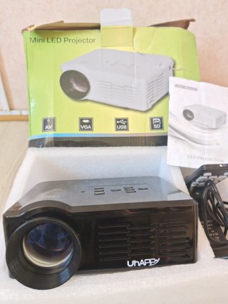 Proyector LED Uhappy Negro