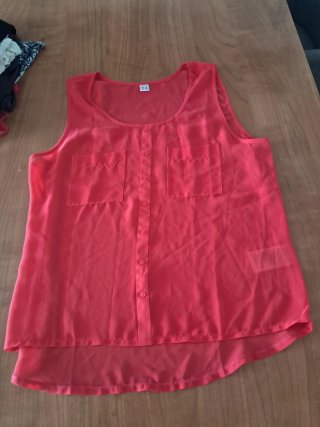 Lote 14 camisetas de mangas cortas.