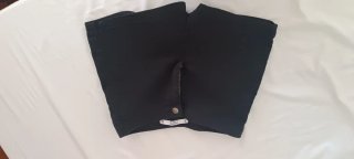 Shorts vaqueros azules y negros