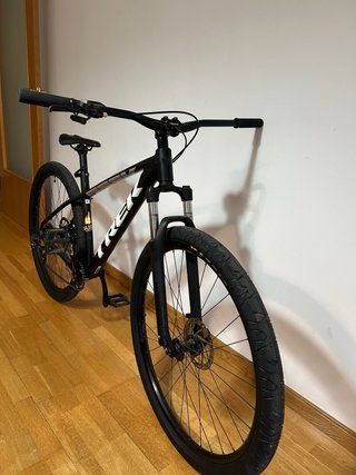 Bicicleta stunt/trek marlin