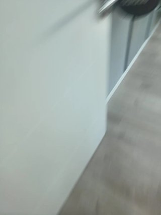 Taburete alto plegable nuevo sin uso.