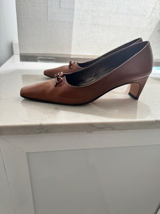 Zapato Tacón Medio Mujer marca Pepe Dura